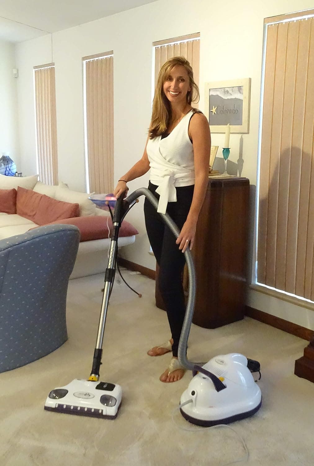 ZeroG F3D Deluxe Floating Vacuum Cleaner in use